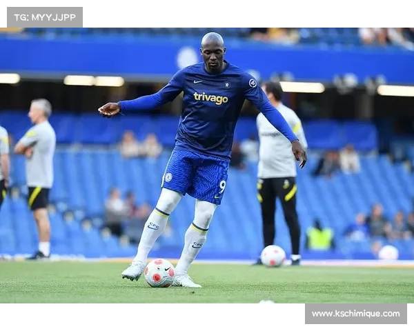 从多重因素解析卢卡库加盟曼联的深层原因与职业选择逻辑